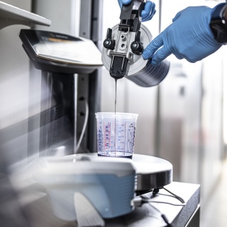 repair group – liz design Elisabeth Poth – Corporate Image Werbefotografie Weiss repair group – liz design Elisabeth Poth – Corporate Image Werbefotografie Weiss